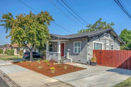 320 N 18th St