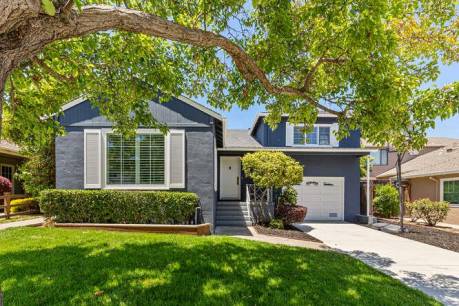 1916 Devereux Dr