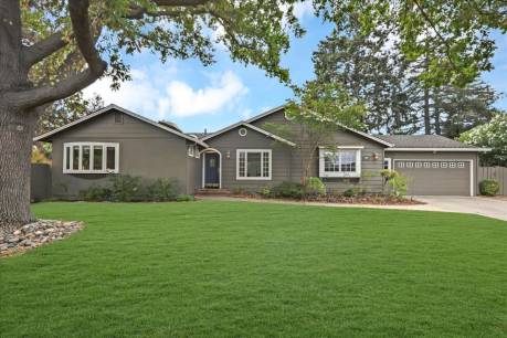 13891 Raven Ct