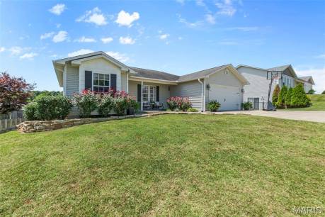 130 Silver Hawk Ln