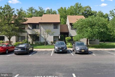 7A E Daisy Ln