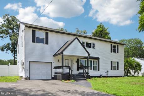 8 Stagecoach Rd
