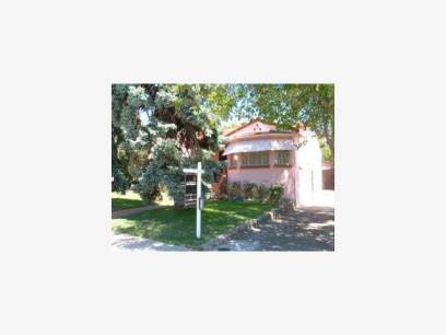 12 Mariposa Ave