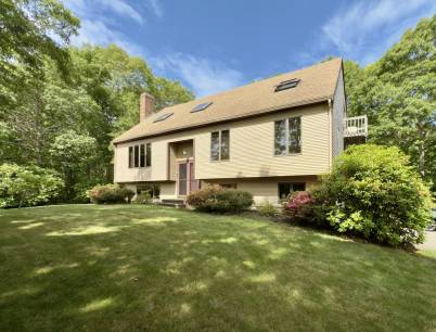 5 Oakwood Dr