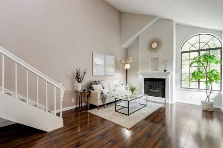 2878 Buena Crest Ct