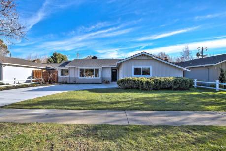 1314 Crestfield Dr