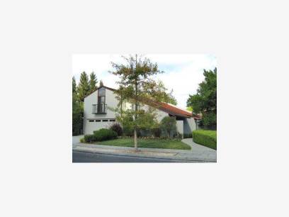 735 Torreya Ct