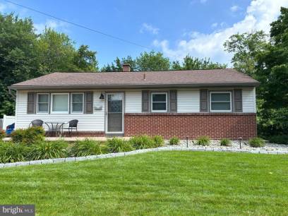 3 Caldwell Ave