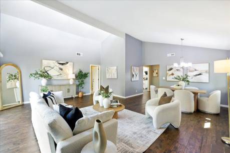 1251 Corsica Ln
