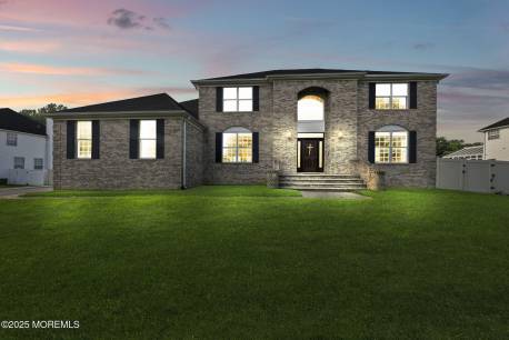 83 Stevenson Dr