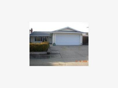 75 Laconia Ct