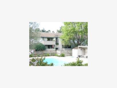 2452 W Bayshore Rd 5