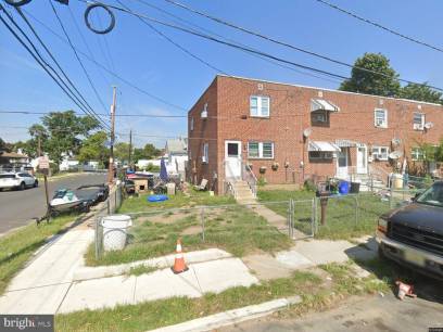 3203 Mitchell St