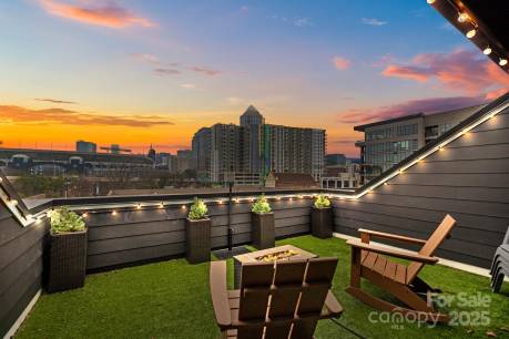 1220 Minter Pl