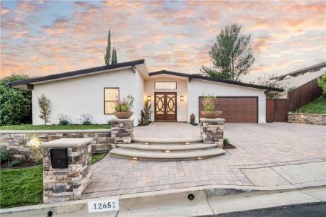 12651 Darla Ave
