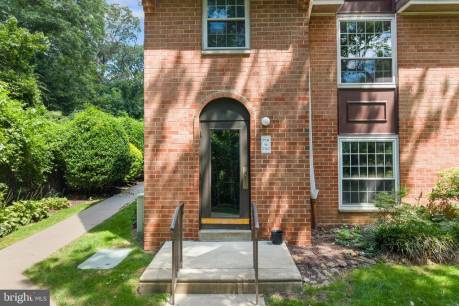 4000 Gypsy Ln 719