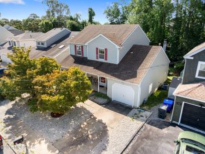 19 Sandy Point Dr