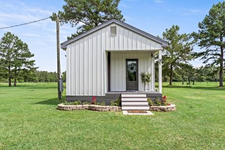10435 S Texas State Highway 87