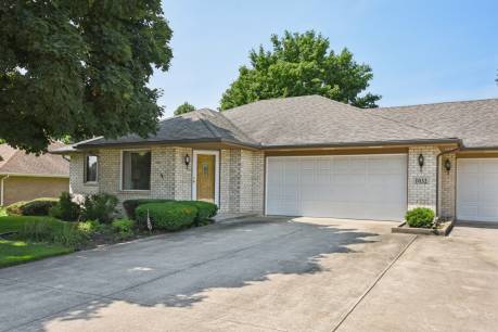1032 Edgewater Dr