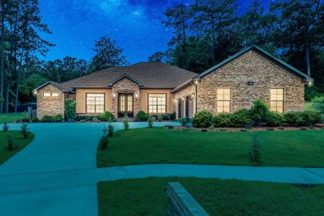 6476 Tracy Ln