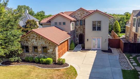 2912 Mountain Creek Dr