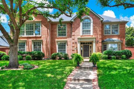 2637 Barrington Dr