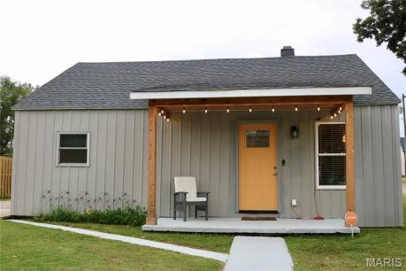 325 Daniel St