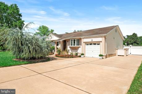 856 Estates Blvd