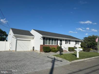 28 Birch St