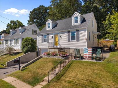 156 Milton Ave