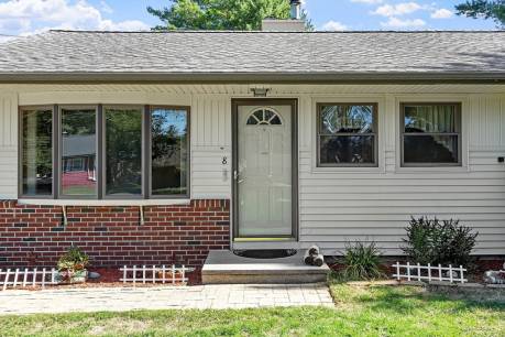 8 Turner Road