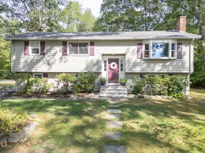 16 Crooked Spring Rd