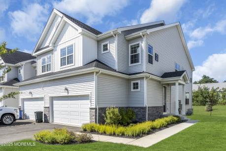308 Pilot St