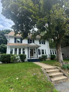 104 Maple St