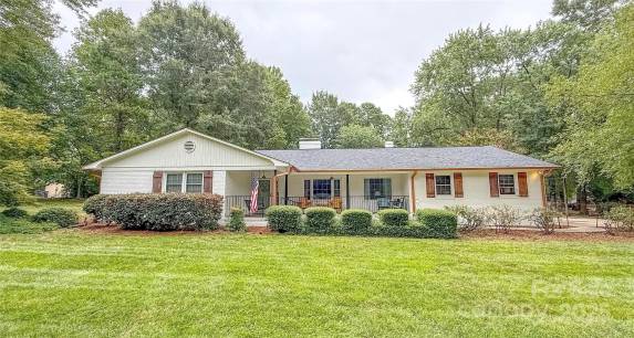 3720 Fairlane Dr