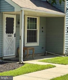 161 Bradford Ct