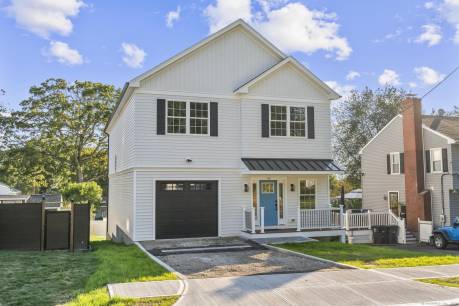 62 Long Island View Rd