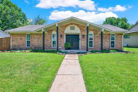 2316 Greenhill Dr