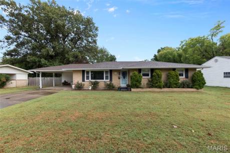 918 Hawthorn Dr