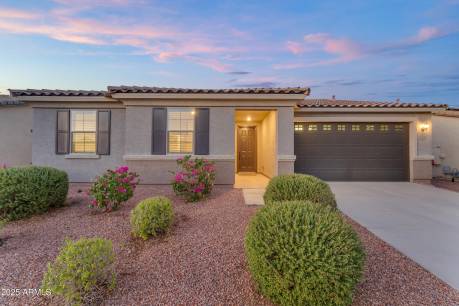 19834 W Earll Dr