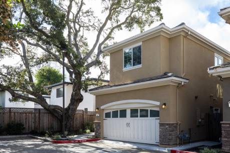 8 Kentfield Ct