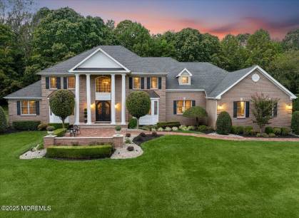 6 Cozy Dr