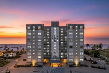 2800 Estero Blvd 1006