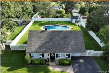 3 Lacebark Ln