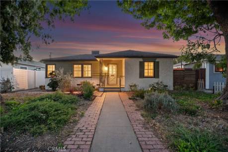 6939 White Oak Ave