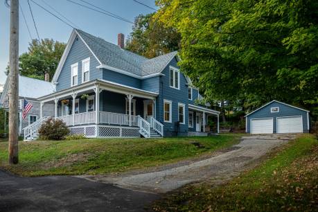 28 Searles St