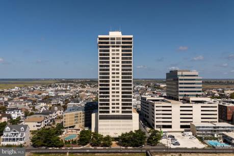 3851 Boardwalk 1502