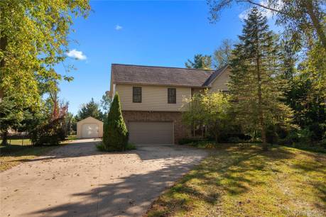 2160 Dean Dr