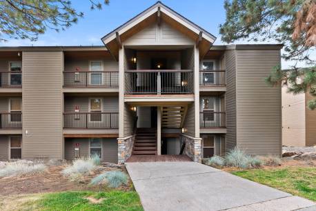18575 SW Century Dr #1527