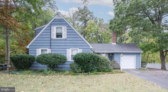 39 N Hilltop Ave